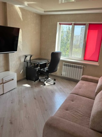 Продається світла квартира площею 40.2 м² з якісним ремонтом. DD - фото 1