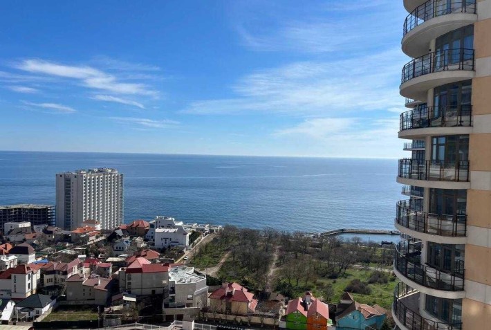 Видовая квартира с новым дизайнерским ремонтом. 32 Жемчужина/Каманина - фото 1