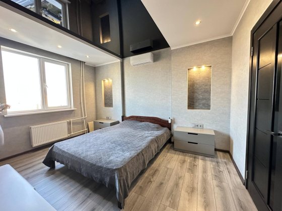 Однокомнатная квартира с ремонтом на Черемушках(297-067)