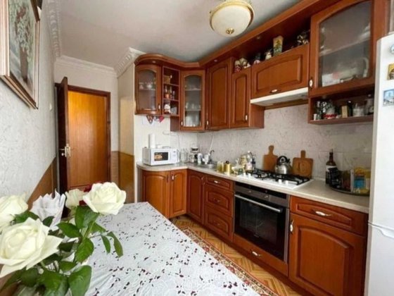 Уютная 3-комнатная квартира в хорошем районе Таирова Одесса