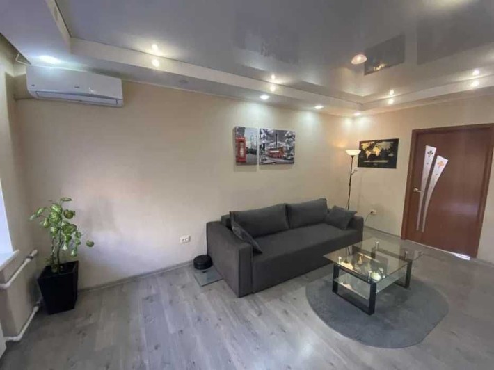 Продам 2 к .парк Юр'єва, 3 поверх - фото 1