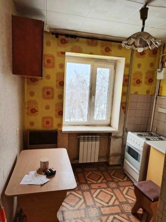 Продам 1 комнатную квартиру в кирпичном доме (404792) - фото 1