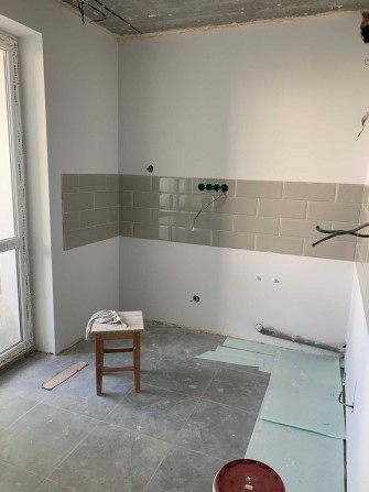 Продам 2 х ком. квартиру в новом доме  с ремонтом метро ХТЗ 10 минут - фото 1