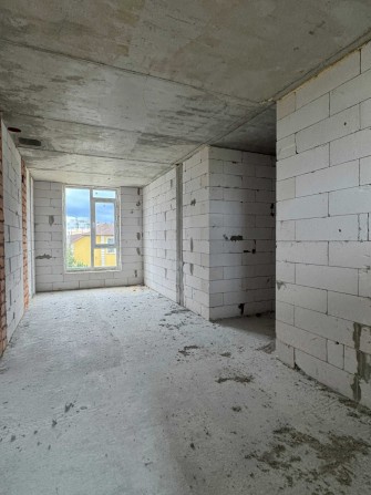 Велика 1к 40 м². Газове опалення. Документи. Трамвай в Київ 12хв - фото 1