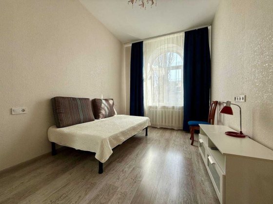 Сталинка. Двухкомнатная Фонтан. Центр. ГАЗ. Держпрограммы Одесса