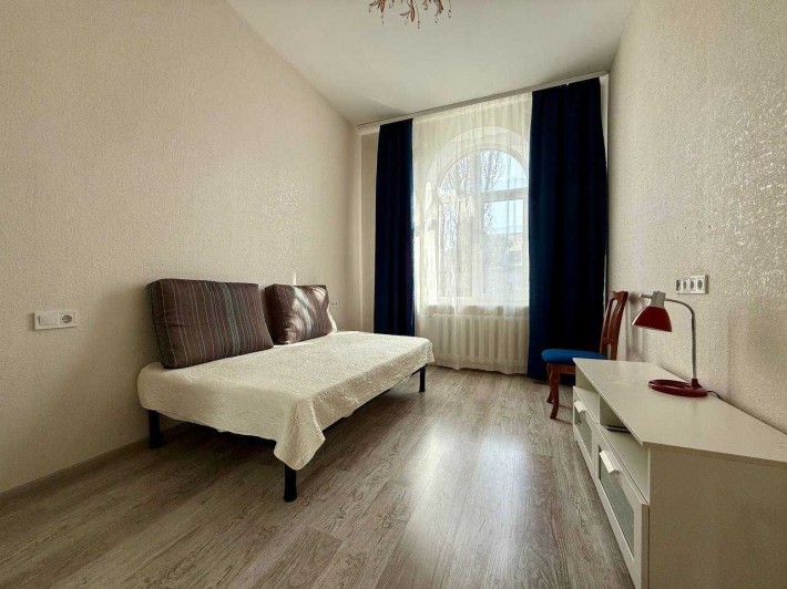 Сталинка. Двухкомнатная Фонтан. Центр. ГАЗ. Держпрограммы - фото 1