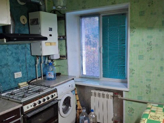 Продам 1 к, Жасміновий, 2/5, 16800 Харьков