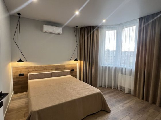 ЖК СОФІЯ ЯКІСНИЙ РЕМОНТ 2кімнатна 67м2 вул.Молодіжна Софиевская Борщаговка