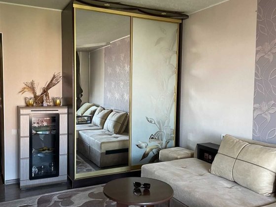 Продам гостинку метро Спортивная Харьков