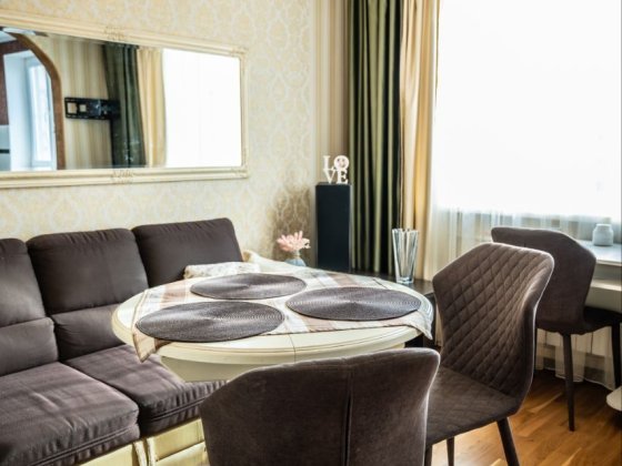 Продам 3 комнатную квартиру.Ремонт.Горизонт.Индустриальная Харьков