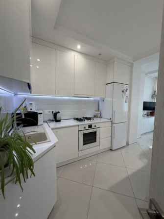 Вау‼️ Продаж 40,5 м2 Однокімнатна‼️ світла красуня‼️ - фото 1