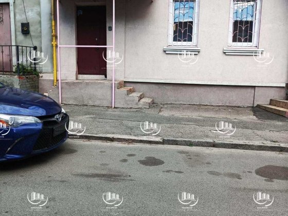 Продажа 3-комнатная квартира в Центре Харьков