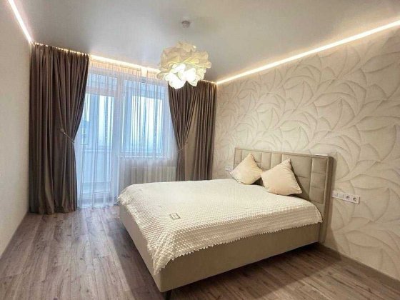 Продам 2-квартиру укомплектовану та з ремонтом ЖК Скай Сіті-Черемушки