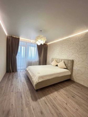 Продам 2-квартиру укомплектовану та з ремонтом ЖК Скай Сіті-Черемушки - фото 1