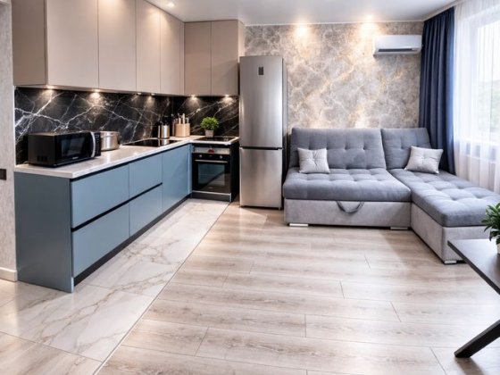 Большая евротрёшка рядом с метро Киевская — 2 спальни + кухня-студия Харків