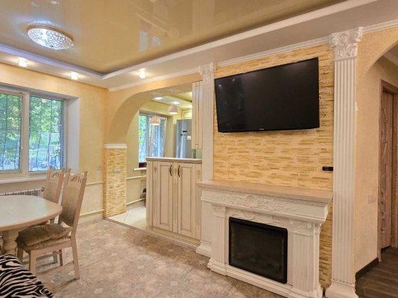 NN S4 Продам 3 комнатную квартиру Новые Дома Дворец спорта Харьков