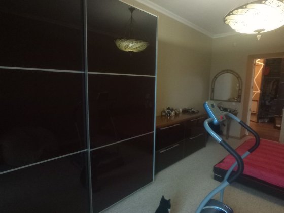 Продам пятикомнатную квартиру в Центре Харків