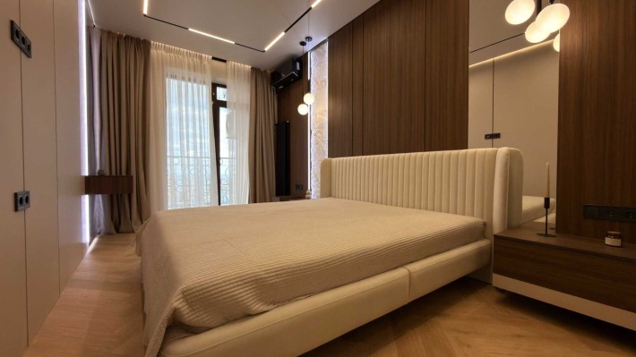 Продам однокомнатную квартиру на Фонтане в ЖК Лимнос с видом на море! - фото 1