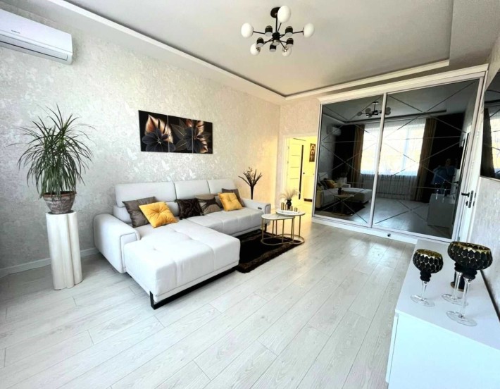 Продажа ликвидного обьекта в одном из востребованных районов Одессы! - фото 1