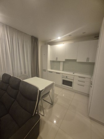 Продам 1к квартиру Софіївська Борщагівка, Миру 7 - фото 1