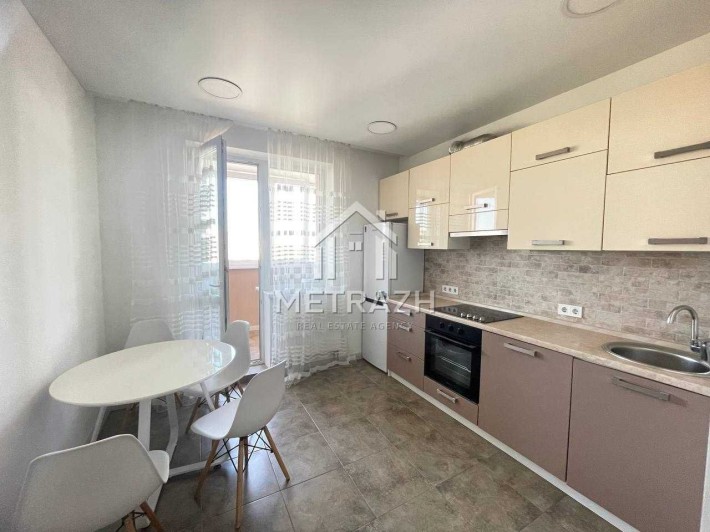 ЖК Рогатинский 1к квартира с ремонтом возле метро Центральный Рынок - фото 1