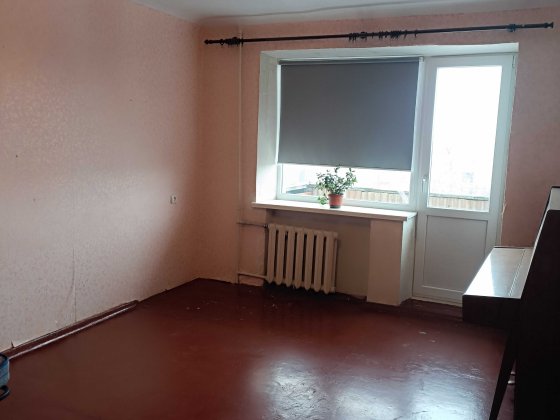 В Харькове. 3-х ком.кв.8/9 Салтовка Харьков