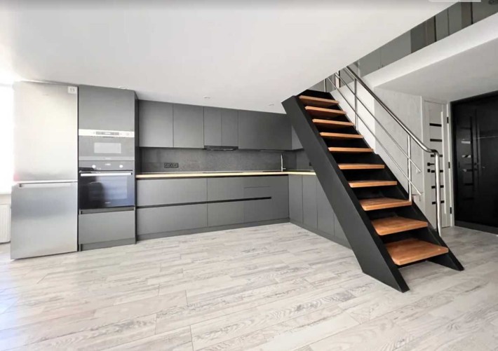 Продається 3к кв 65мкв. ЖК Бестужевські Сади. м Київське 14663В - фото 1