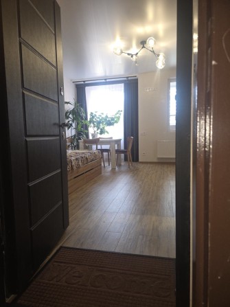 Продам гостинку ЖК Птичка - фото 1