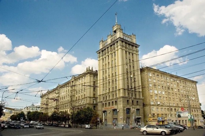 D1M Продам 2 кімн. квартиру в будинку зі шпилем, пл. Конституції, 2/2 - фото 1