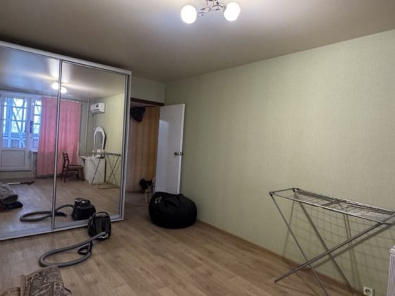 Продам 3 комнатную квартиру Алексеевка 1 минута от метро Харьков