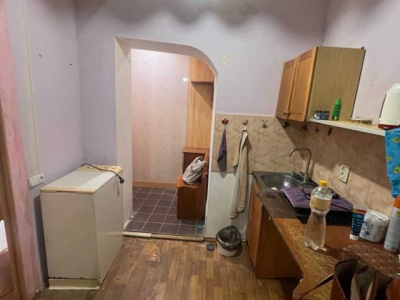 Продам Гостинку   С Балконом Харків