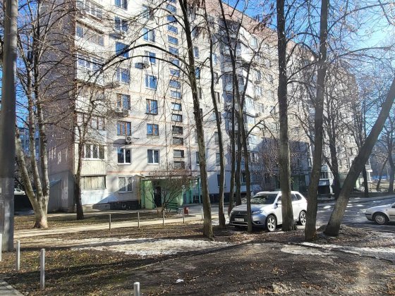 РЕДКОЕ ПРЕДЛОЖЕНИЕ! Продам 3-к. квартиру, метро Салтовская, 3 этаж Харьков