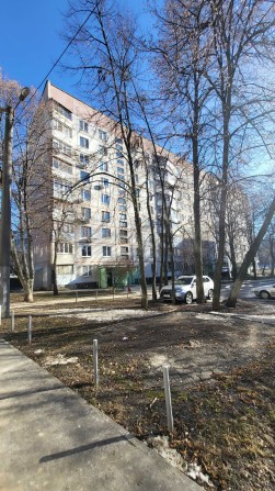 РЕДКОЕ ПРЕДЛОЖЕНИЕ! Продам 3-к. квартиру, метро Салтовская, 3 этаж - фото 1