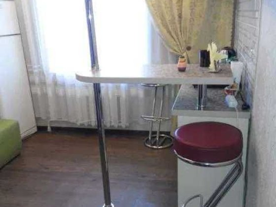 Гостинка в центре города со своим санузлом, можно сертификат Харків