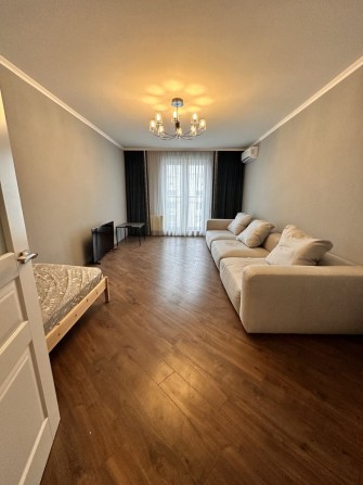 3 кім. квартира з ремонтом меблями та технікою Софіївська Борщагівка - фото 1
