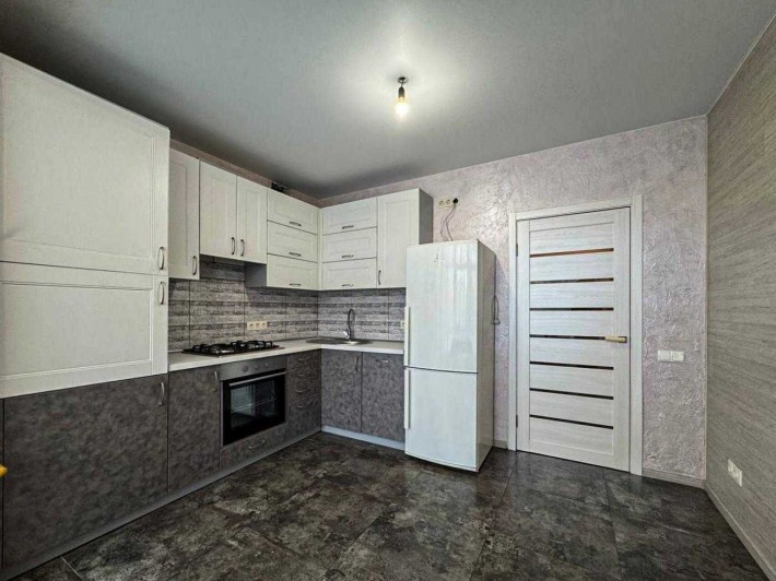 1-кімнатна квартира з ремонтом у ЖК Барселона, Софіївська Борщагівка - фото 1