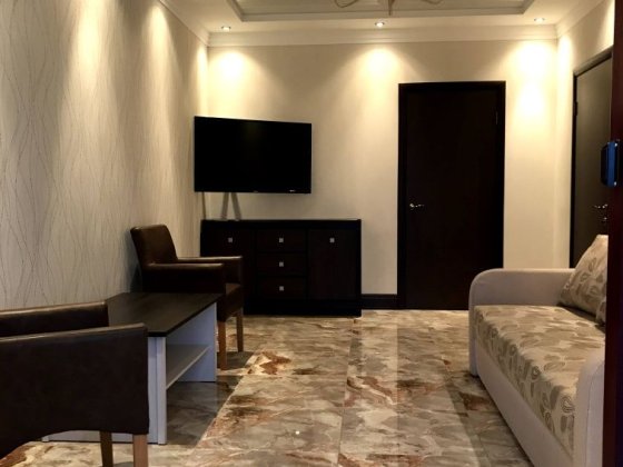 Оренда 2 кімн. квартири." ЖК Фамільний"  5й поверх. 68 м.кв. Власник Бровари