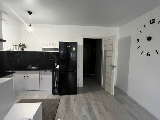 Здам сучасну студію з дизайнерським ремонтом р-н Епіцентру Бровари