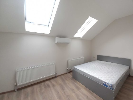 Вул Симоненка здам сучасну класну 1 к квартиру гарні меблі техніка Бровари