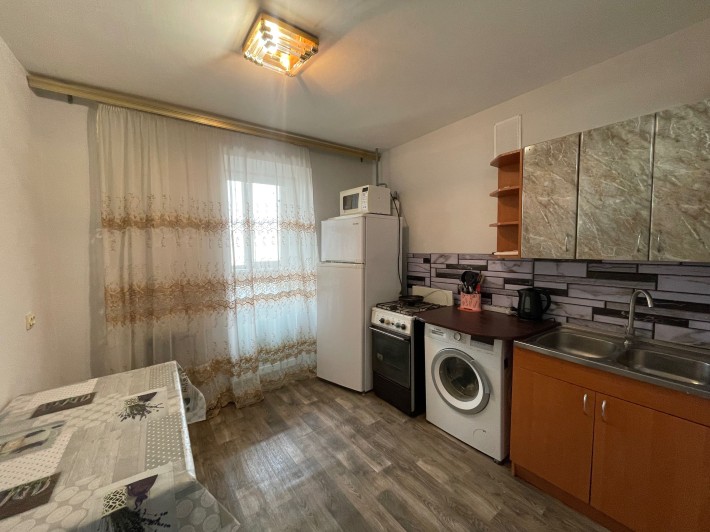 Оренда 2 кімнатної квартири вул. Тролейбусна, 2 - фото 1