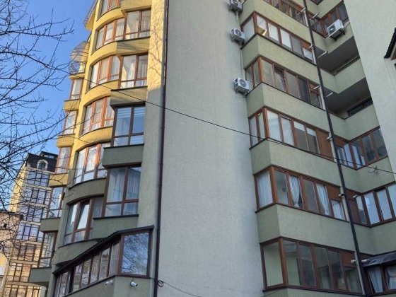 Оренда 2-х кім. 80 м.кв. Центр вул.Мазепи 35 б. Власник Ивано-Франковск