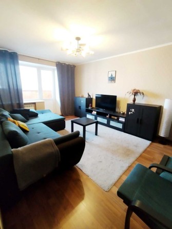 Оренда 2к біля метро Житомирська. - фото 1