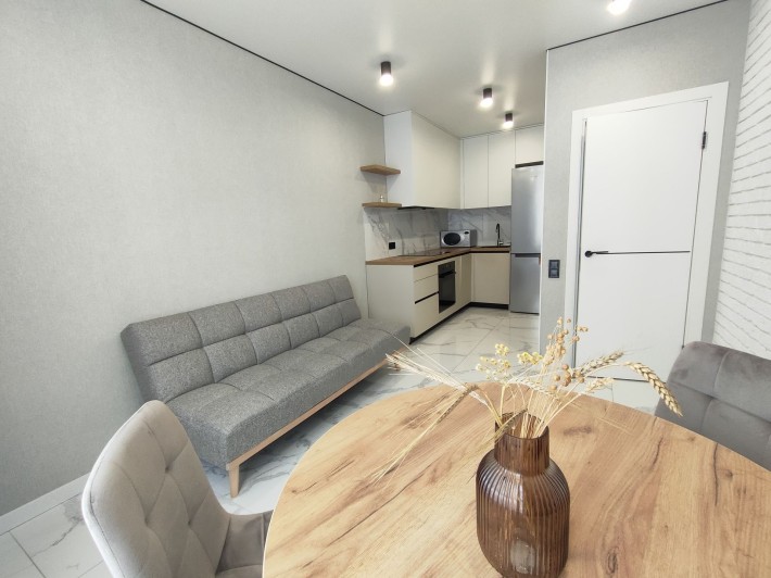 Оренда шикарної однокімнатної квартири в центральному парку - фото 1