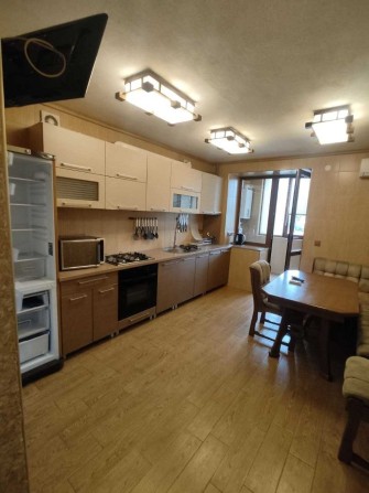 Оренда 2-кімнатної квартири по вул. Шухевича - фото 1