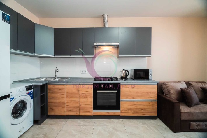 Оренда 1 кімнатної квартири плюс кухня-студія по вул.Незалежності - фото 1