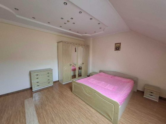 здається 2-кім коло обласної лікарні. Ивано-Франковск