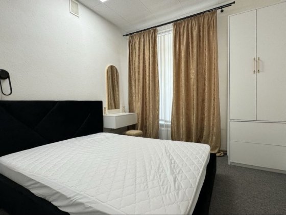 Однокімнатна квартира в центрі,вул.М.Підгірянки Івано-Франківськ