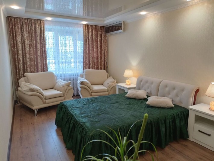 1.05 .Вільна 3 кім  дуже гарний стан Парк Миру - фото 1