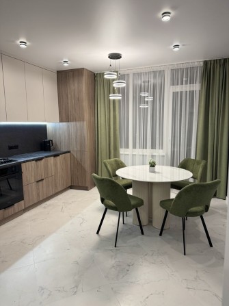 Оренда двохкімнатної квартири, вул. Незалежності, Перша здача! - фото 1