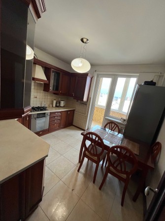 Здається в оренду 2-х кімнатна квартира в новобудові,в центрі міста . - фото 1